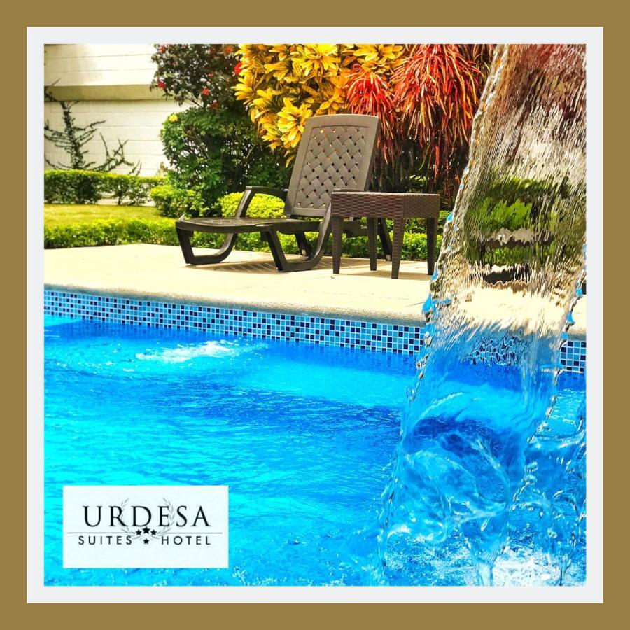 Urdesa Suites Hotel Гуаякуил Екстериор снимка